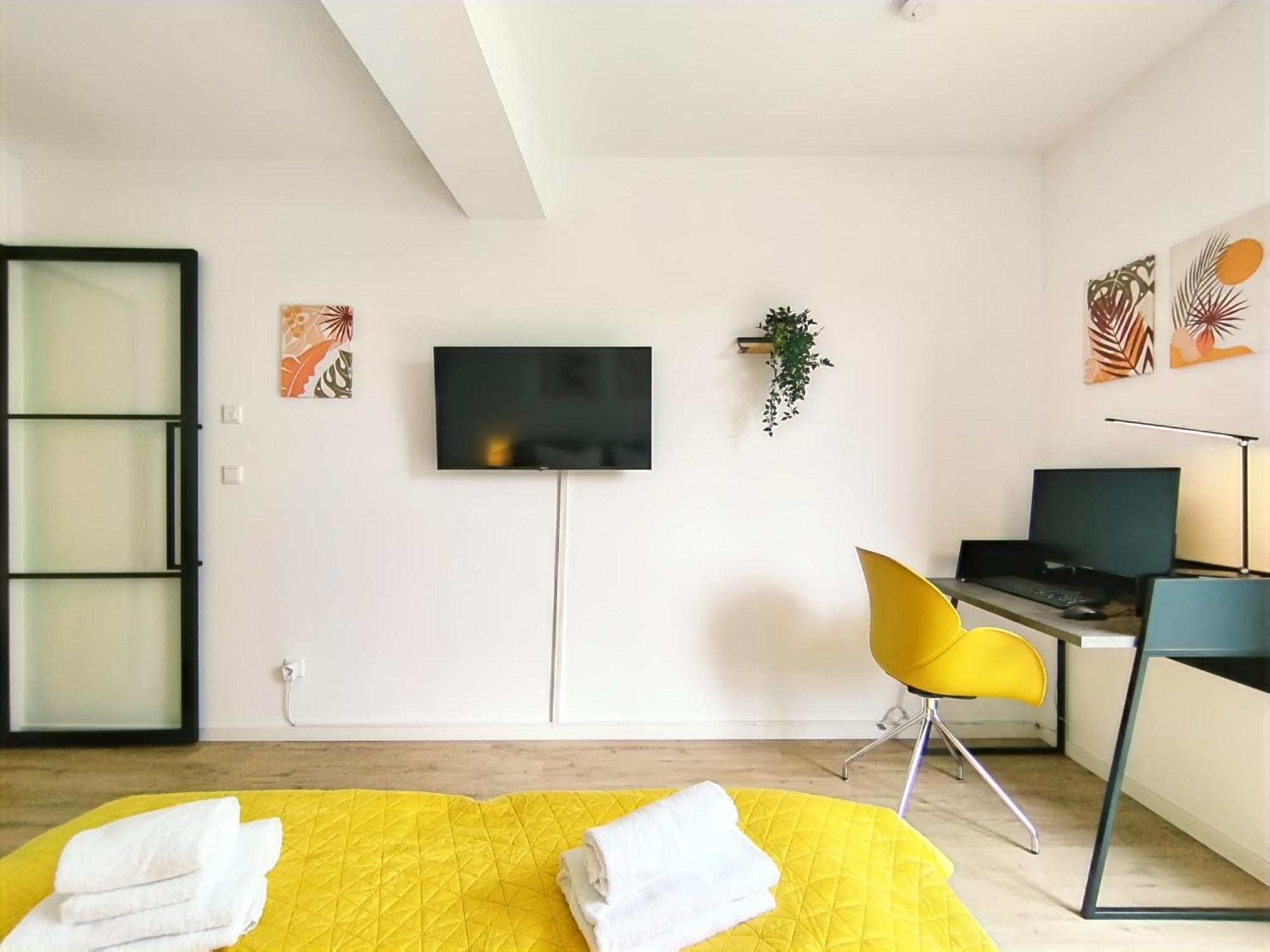 Bright Apartment Fuer Bis Zu 5 Erlangen Exteriér fotografie